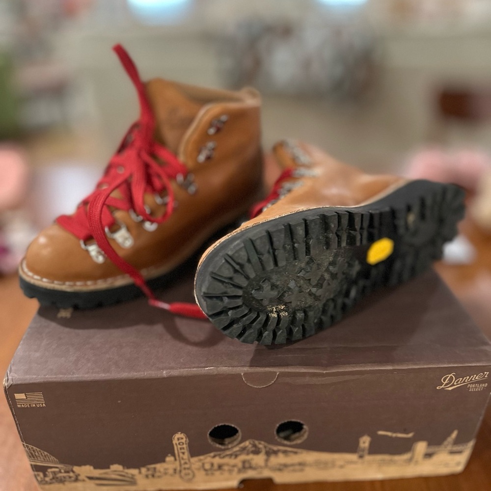 Danner Women’s Boots - Brown with Red Laces